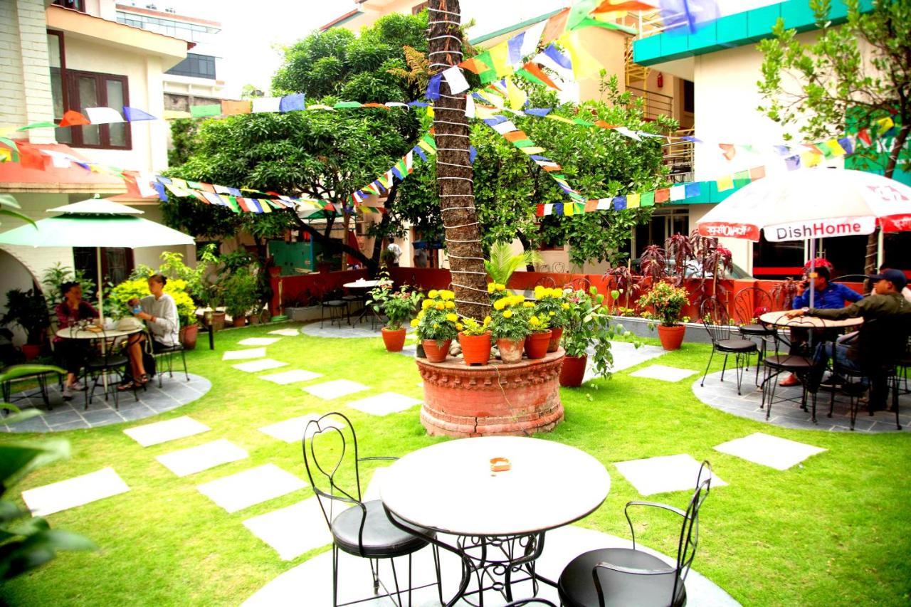 Hotel Blue Horizon Katmandou Extérieur photo