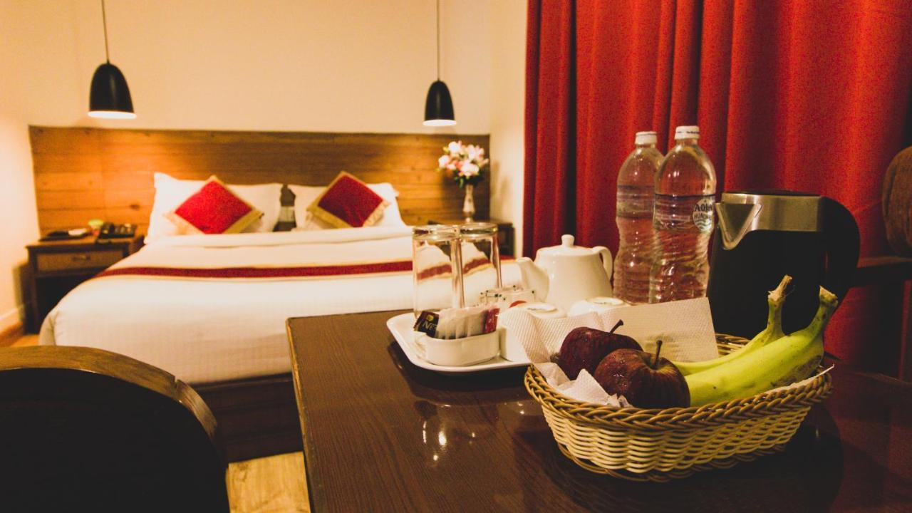 Hotel Blue Horizon Katmandou Extérieur photo